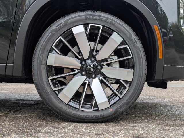 New 2026 Mitsubishi Outlander SE AWD/4WD image 3