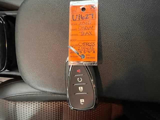 Used 2025 Chevrolet Trax LT FWD image 46