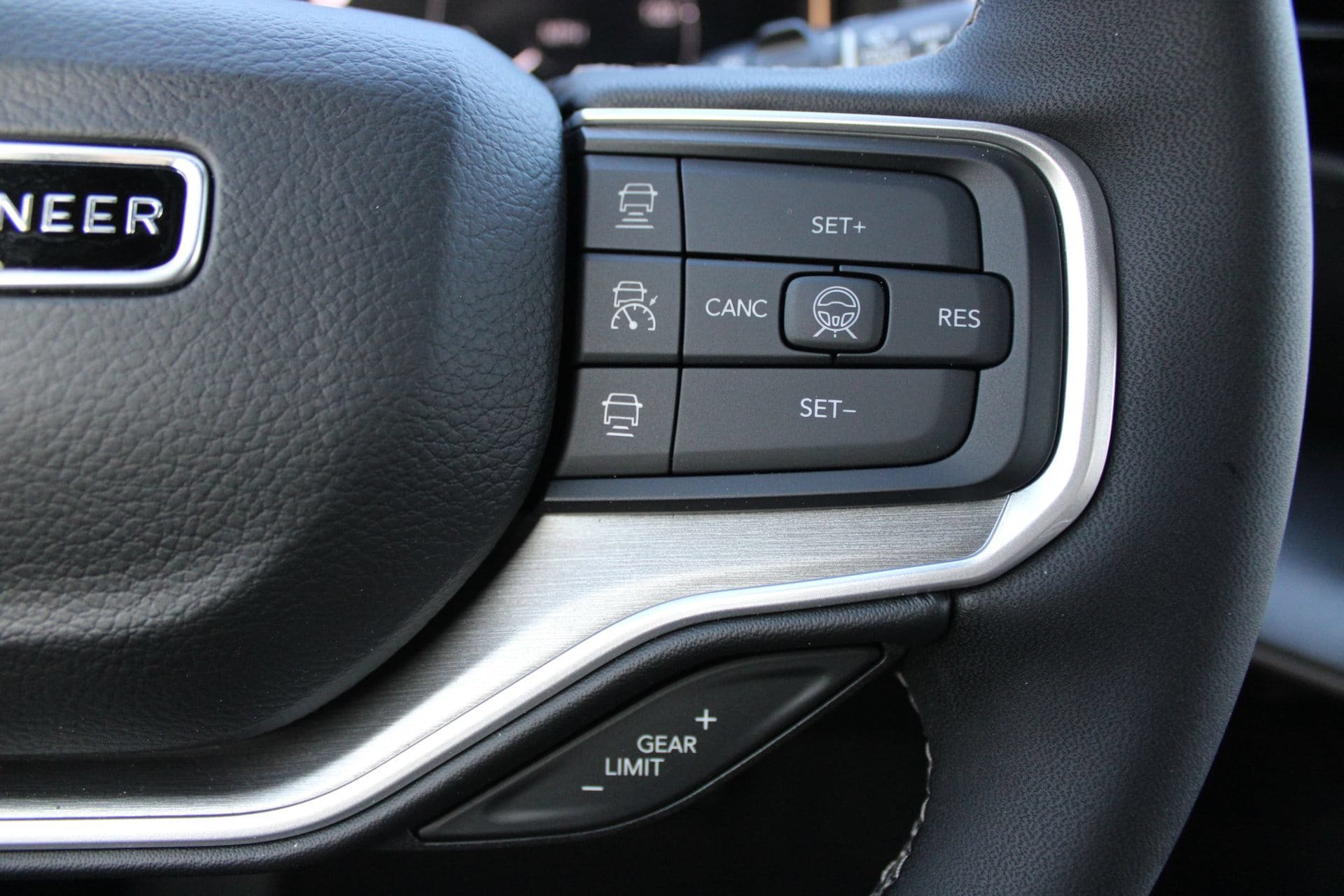 New 2026 Jeep Grand Wagoneer Limited AWD/4WD image 25