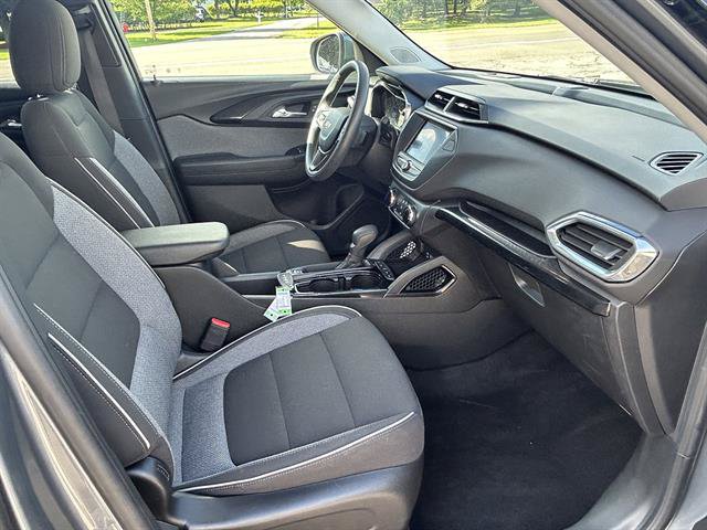 Certified 2022 Chevrolet TrailBlazer LT AWD/4WD image 35