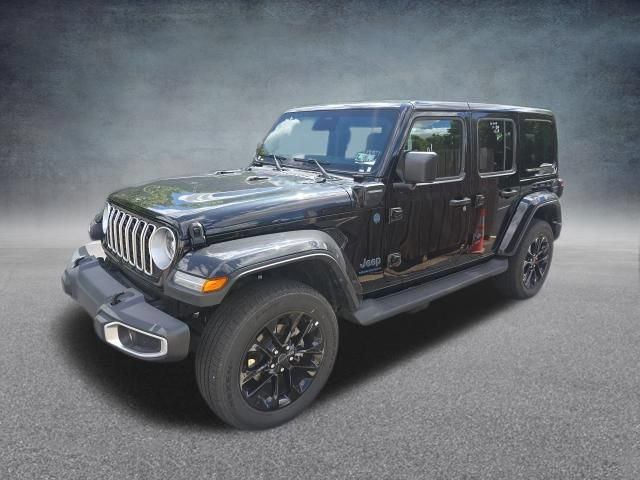 Used 2025 Jeep Wrangler Unlimited Sahara AWD/4WD image 4