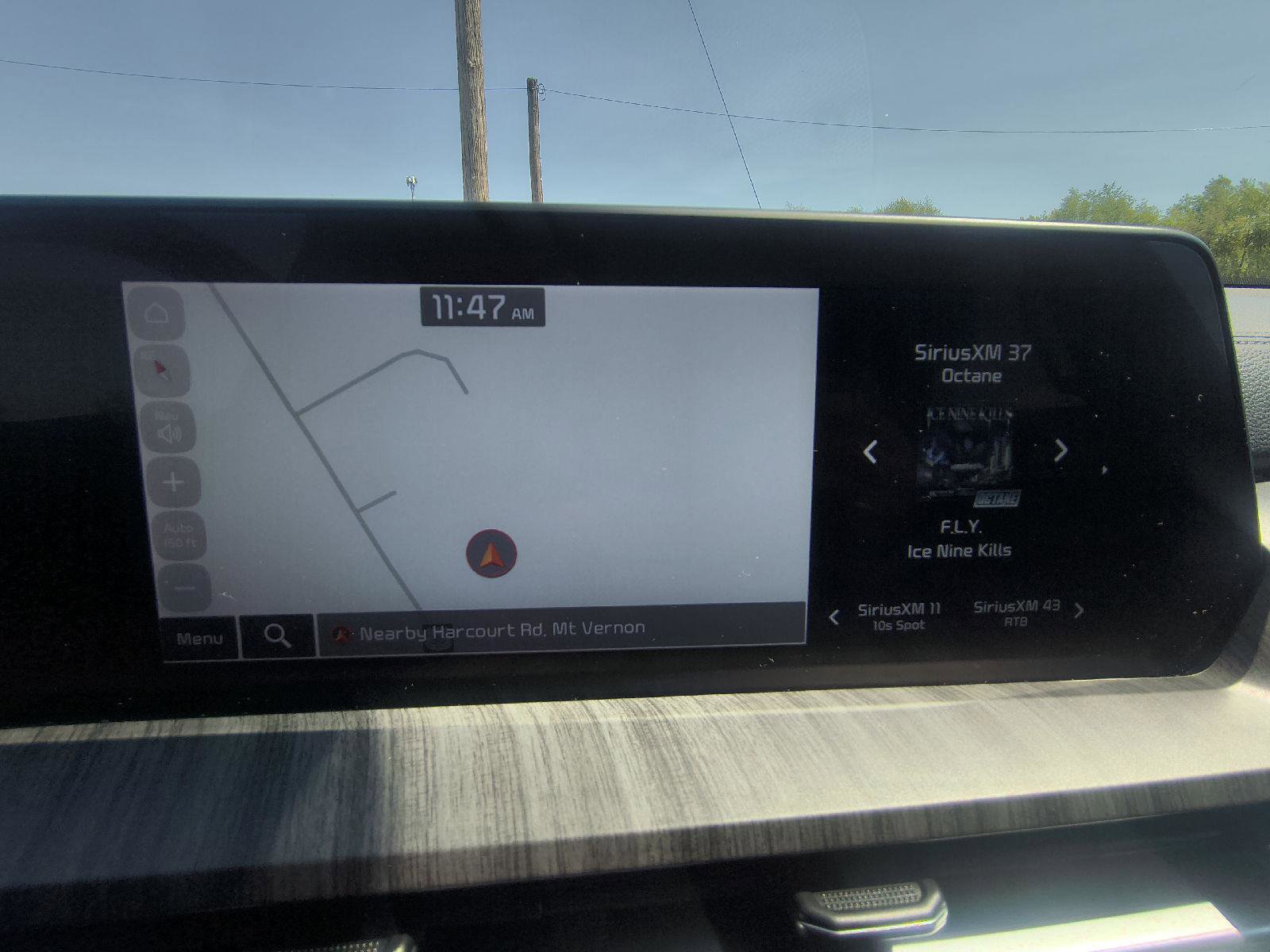 Used 2023 Kia Telluride EX w/ EX Captain's Chair Package AWD/4WD image 16