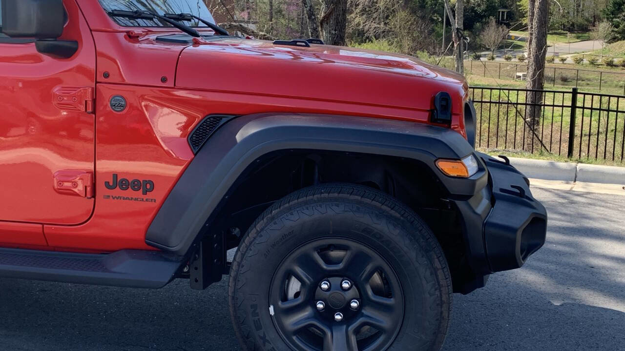 Used 2024 Jeep Wrangler Sport image 23