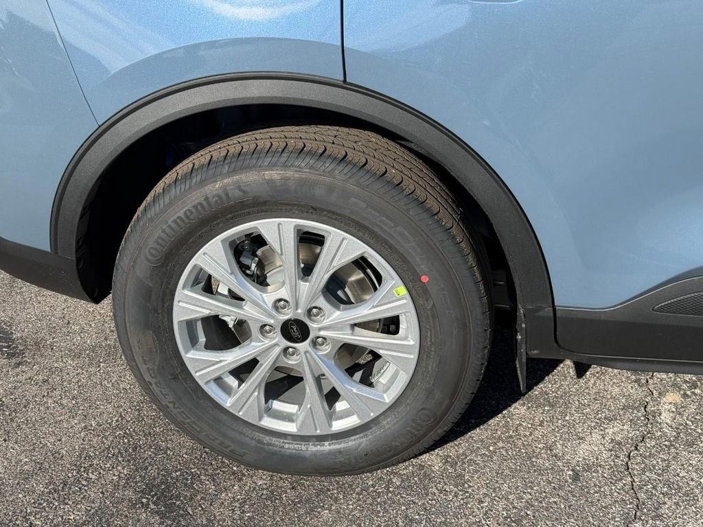 New 2026 Ford Escape Active w/ Cold Weather Package image 4