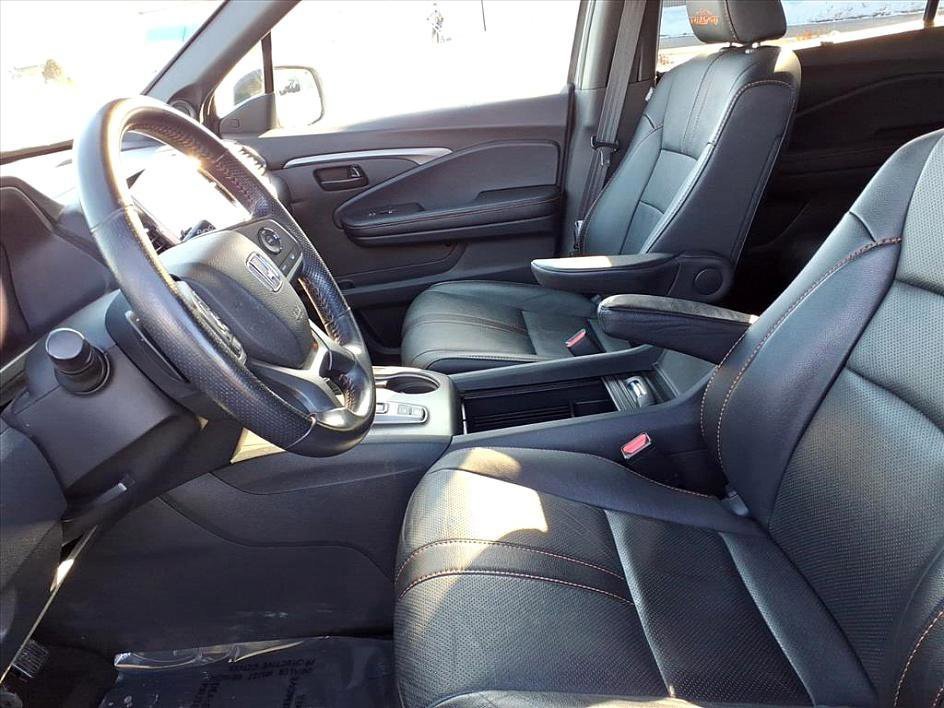 Used 2022 Honda Passport TrailSport image 15