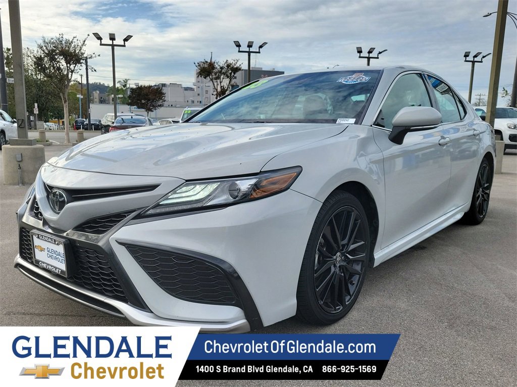 Used 2023 Toyota Camry XSE image 16