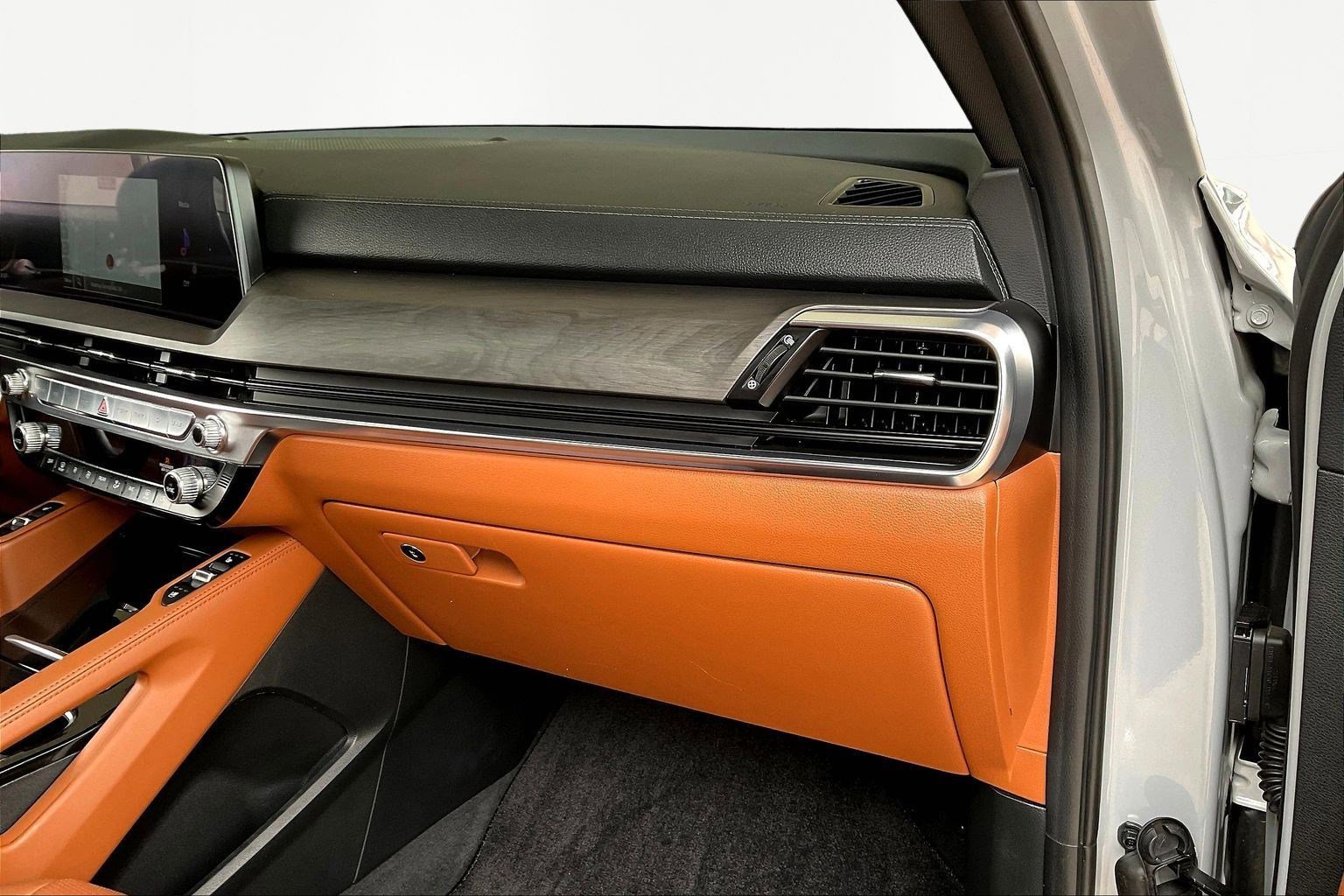 Used 2024 Kia Telluride SX X-Line image 28