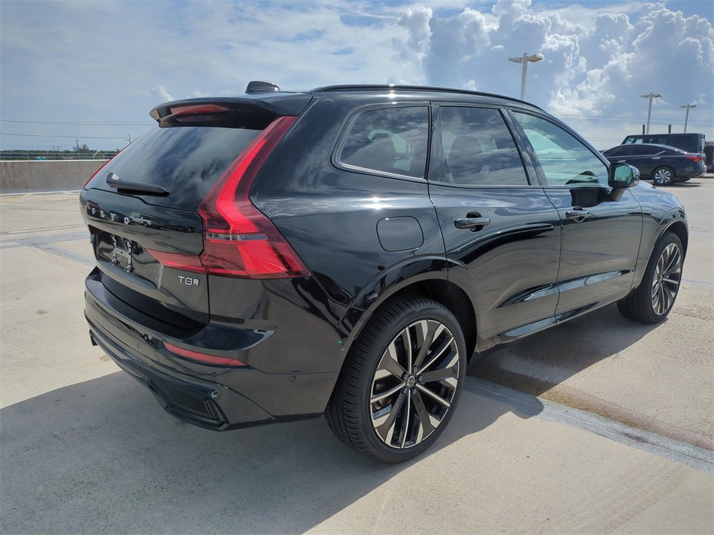 New 2026 Volvo XC60 T8 Ultra w/ Protection Package image 2