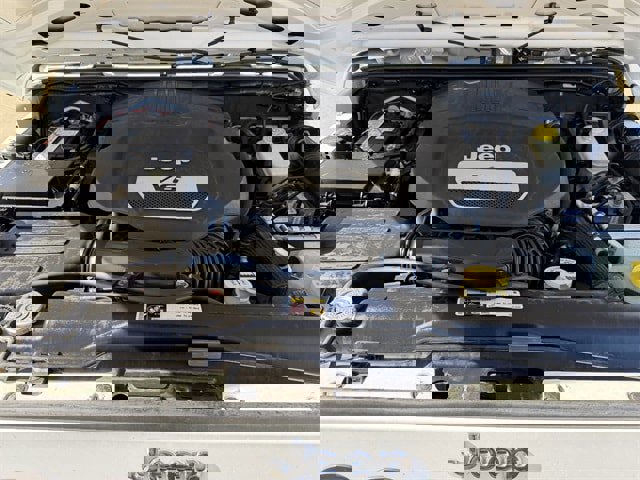 Used 2014 Jeep Wrangler Sport image 29