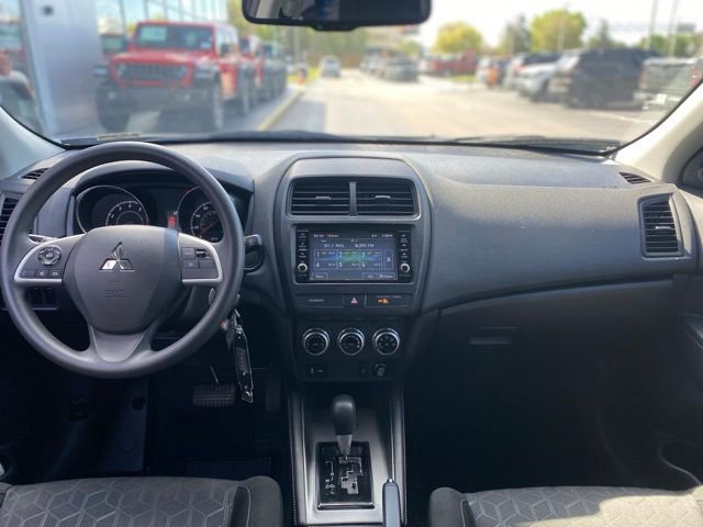 Used 2022 Mitsubishi Outlander Sport ES image 17