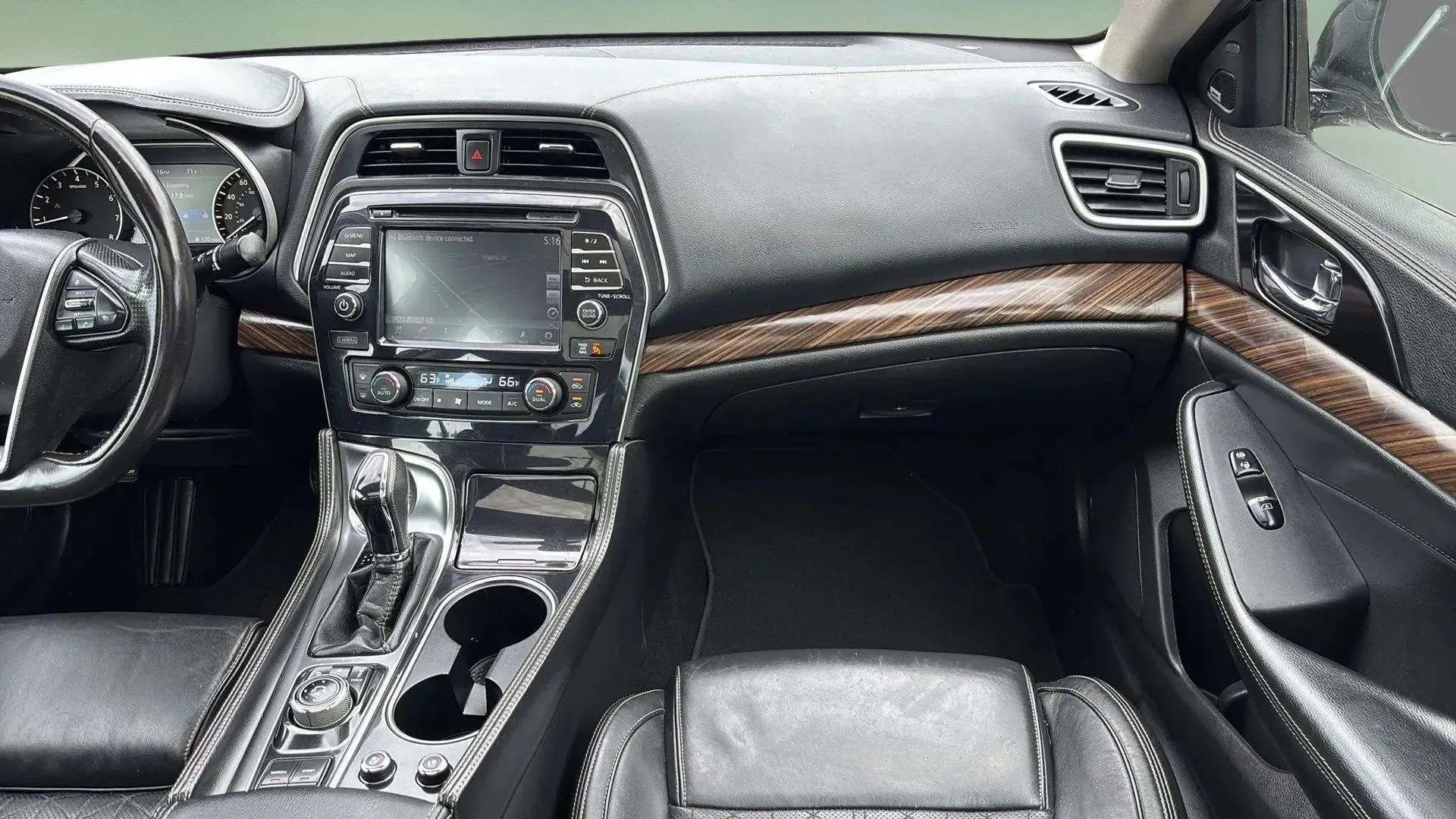 Used 2017 Nissan Maxima Platinum image 39