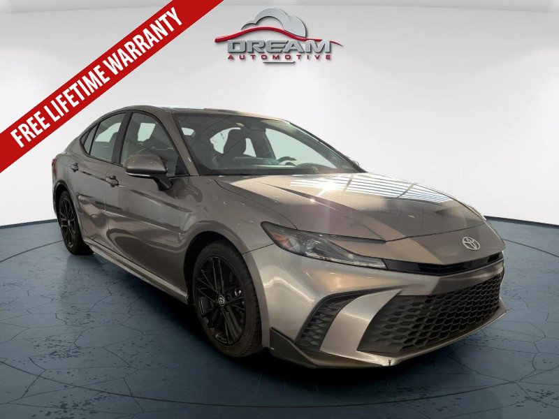 Used 2025 Toyota Camry SE