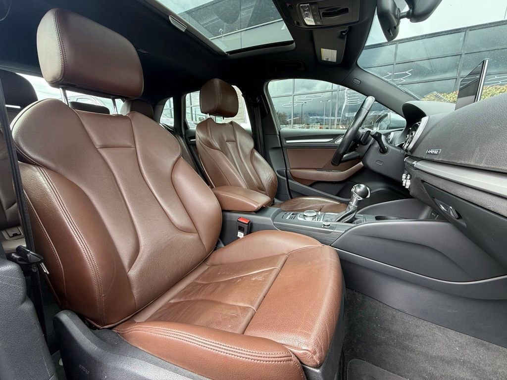 Used 2017 Audi A3 e-tron Premium w/ Sport Package image 28