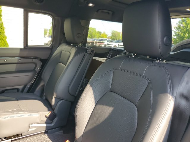 New 2026 Land Rover Defender 130 S AWD/4WD image 9