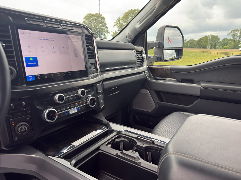 Used 2024 Ford F250 Lariat w/ Lariat Ultimate Package AWD/4WD image 11