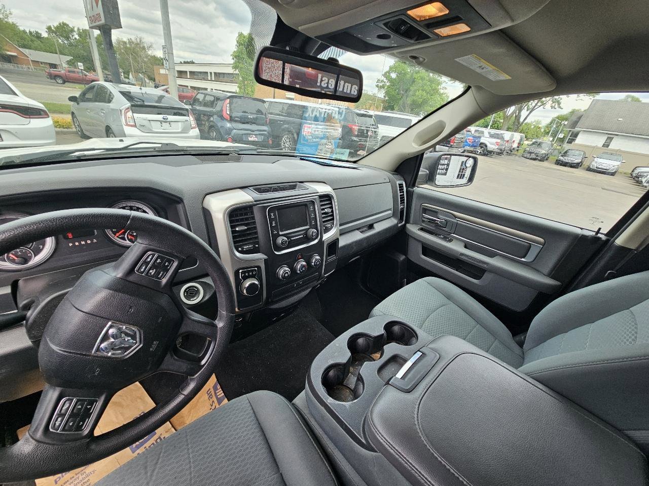Used 2016 RAM 1500 Classic SLT RWD image 20