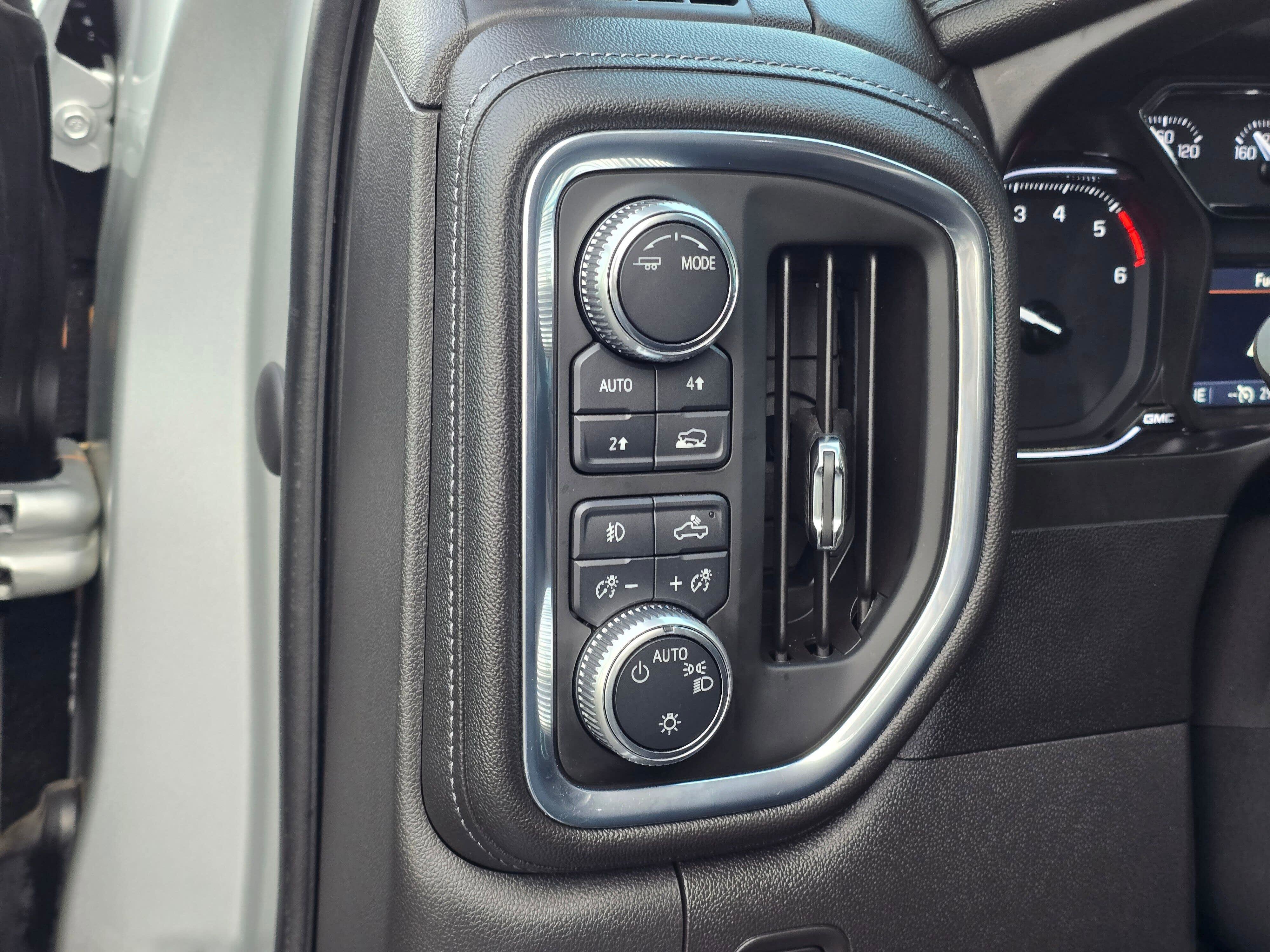 Used 2020 GMC Sierra 1500 Elevation w/ Elevation Value Package image 23