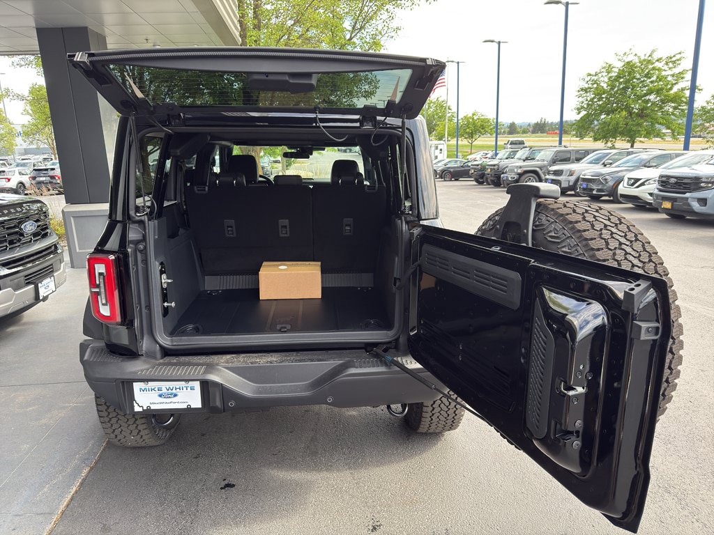 New 2026 Ford Bronco Badlands AWD/4WD image 6