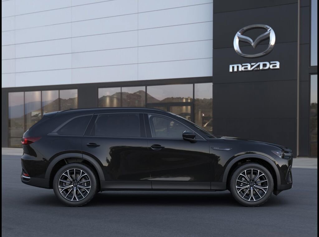 New 2025 MAZDA CX-70 Plug-In Hybrid w/ Premium Plus image 5