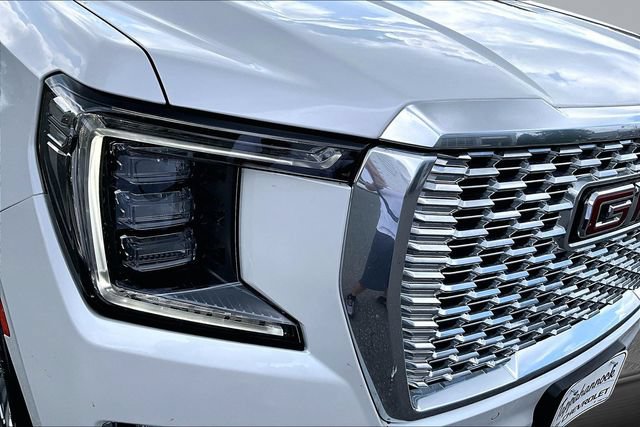 Used 2023 GMC Yukon Denali w/ Denali Reserve Package AWD/4WD image 31
