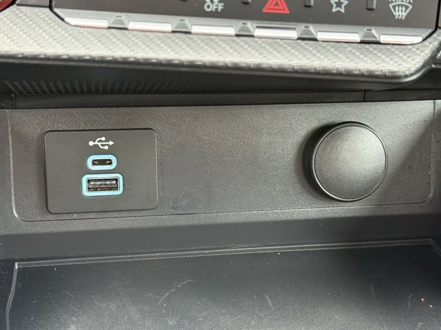 Used 2025 Ford Mustang Coupe image 32