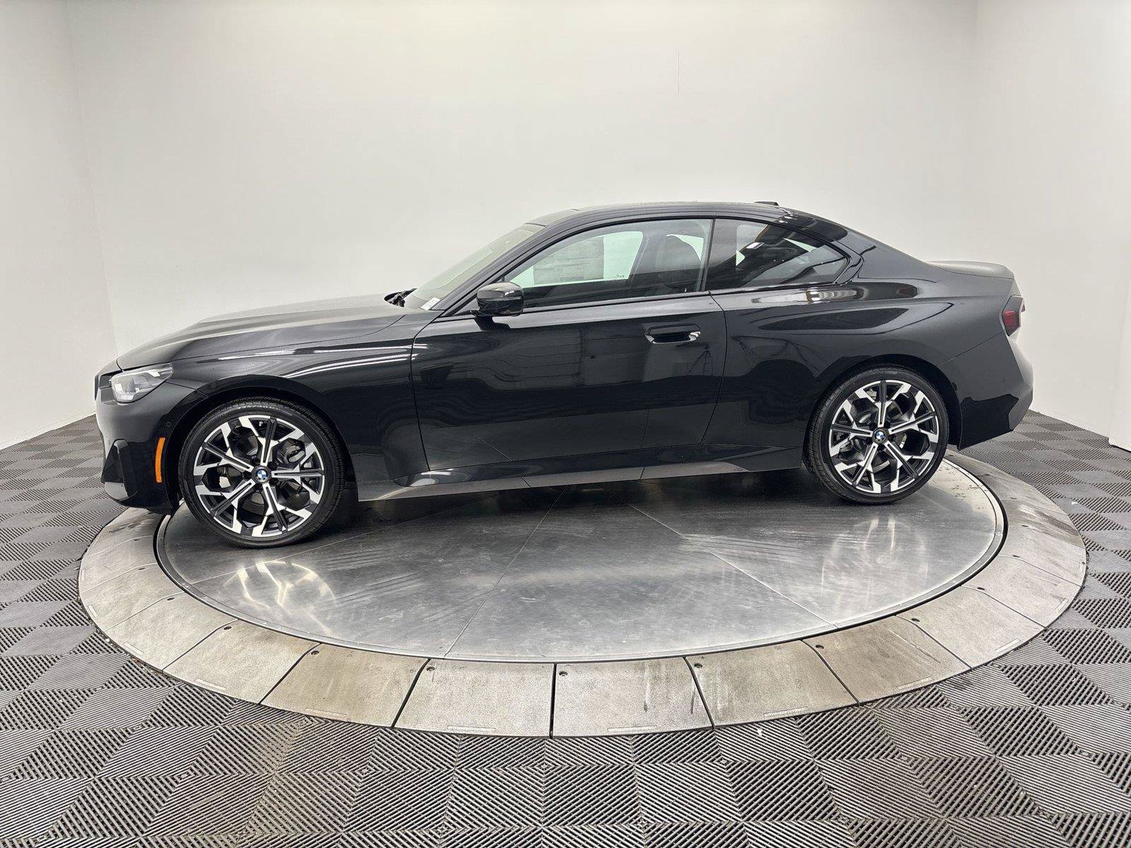 New 2026 BMW 230i xDrive Coupe w/ Convenience Package AWD/4WD image 16