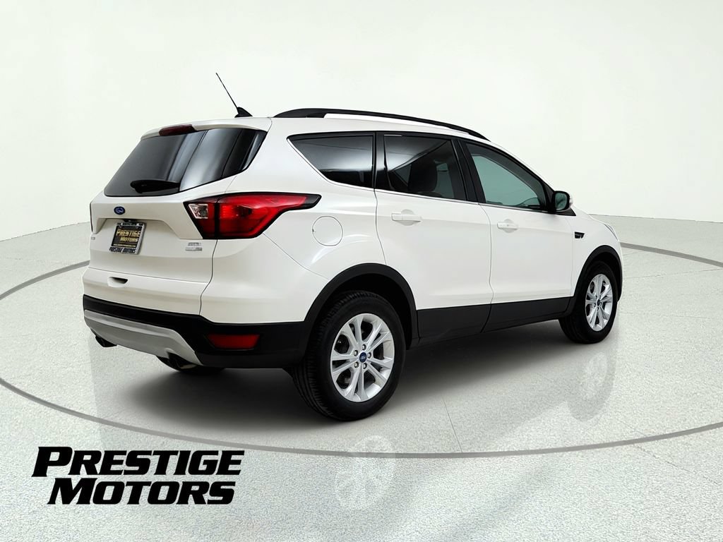 Used 2019 Ford Escape SEL AWD/4WD image 6