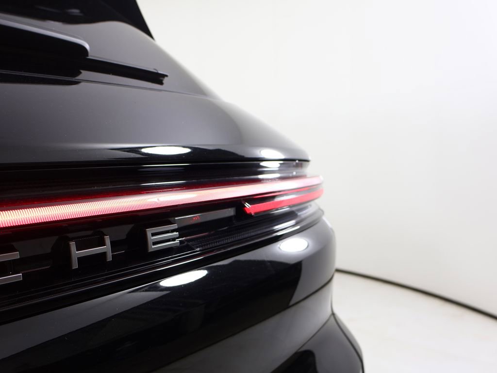 New 2026 Porsche Cayenne image 11