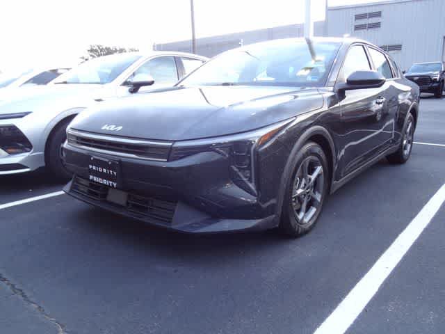 Used 2025 Kia K4 FWD image 1