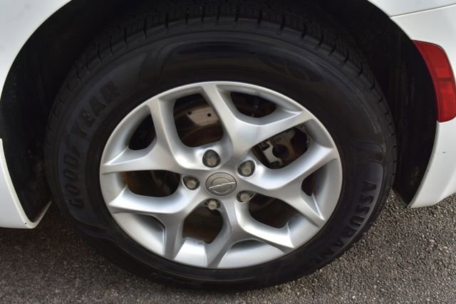 Used 2017 Chrysler Pacifica Touring-L w/ Tire & Wheel Group FWD image 52