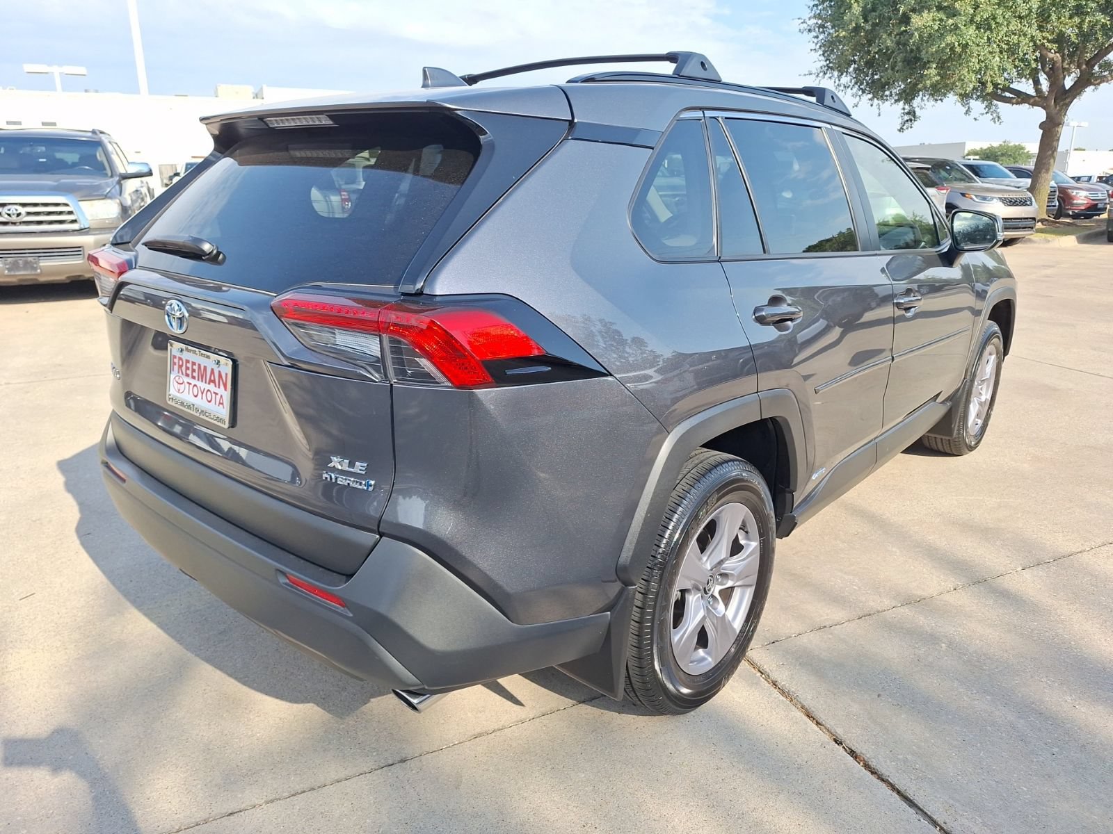 Used 2024 Toyota RAV4 XLE w/ Convenience Package AWD/4WD image 6