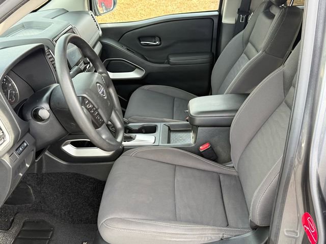 Certified 2024 Nissan Frontier SV image 19