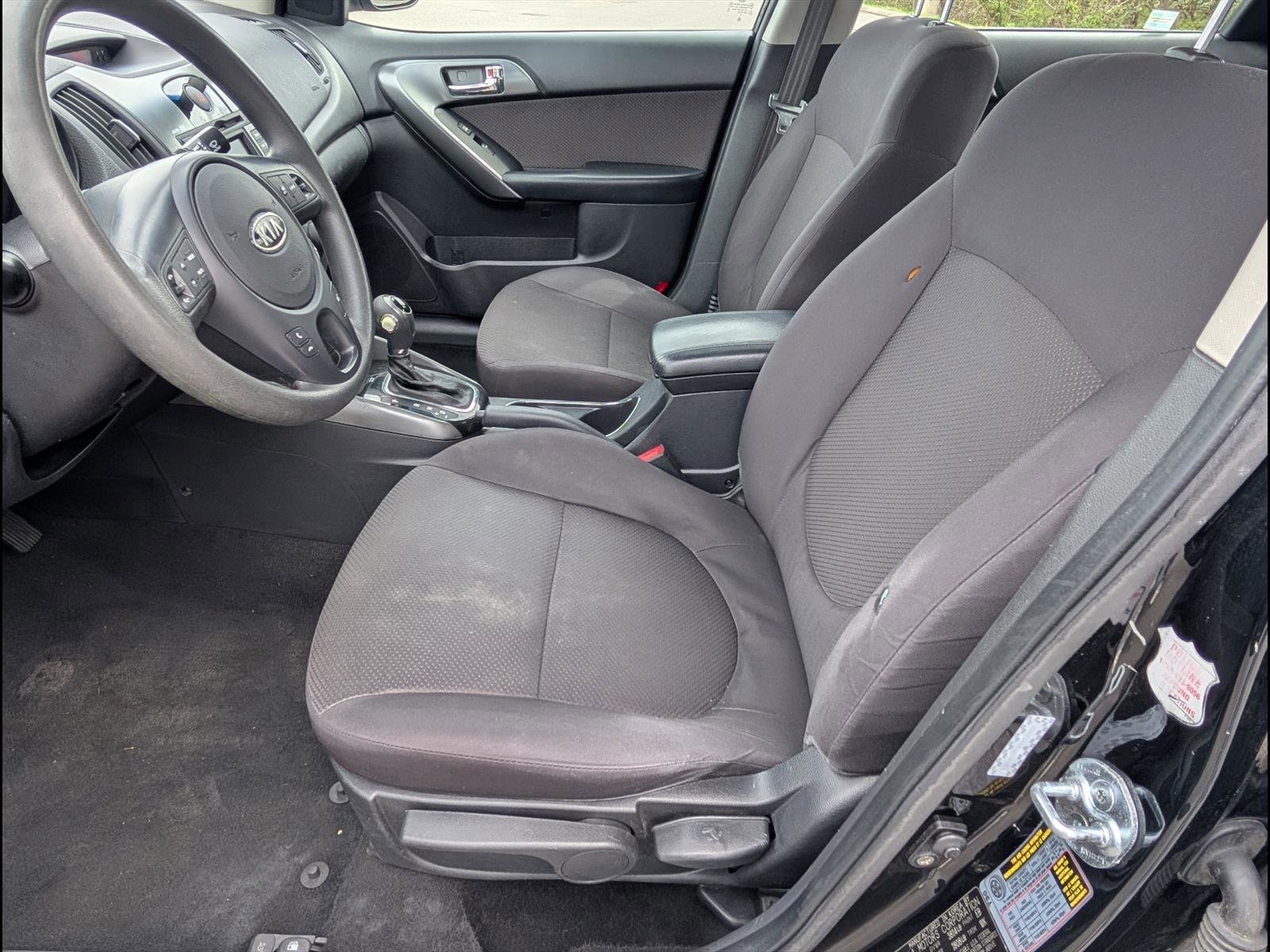 Used 2013 Kia Forte EX image 14