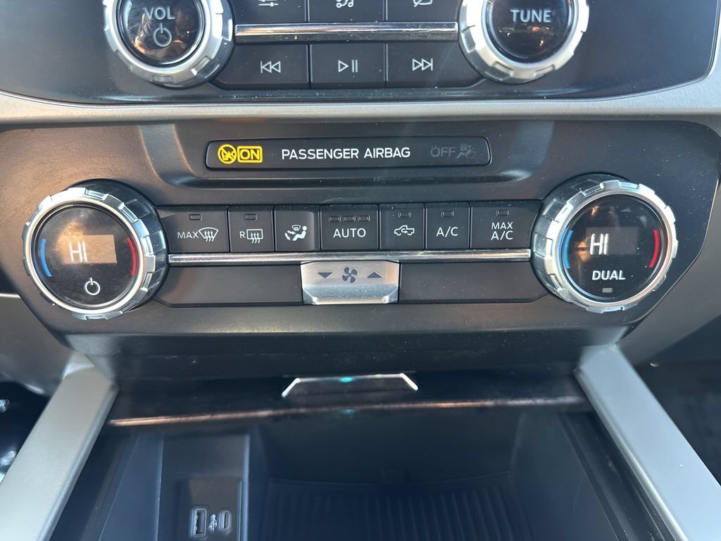 Used 2022 Ford F250 Lariat AWD/4WD image 17
