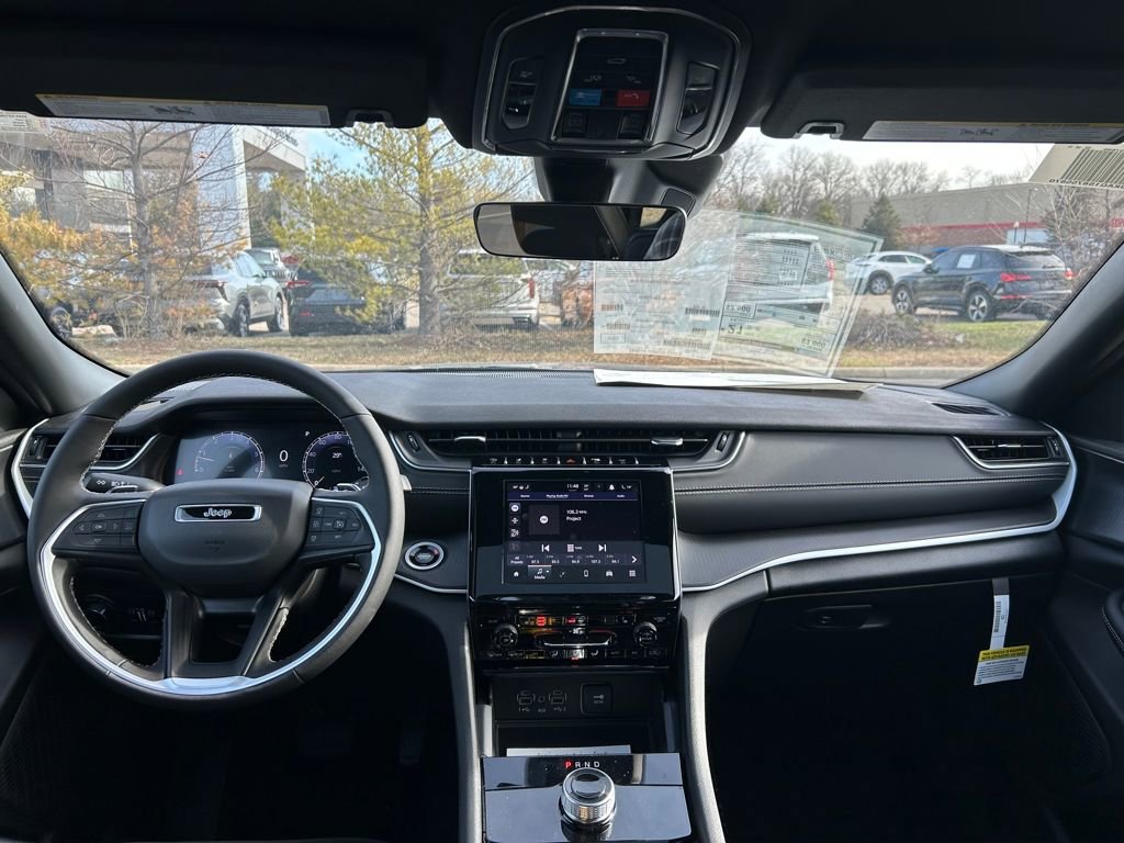 New 2025 Jeep Grand Cherokee L Altitude image 10