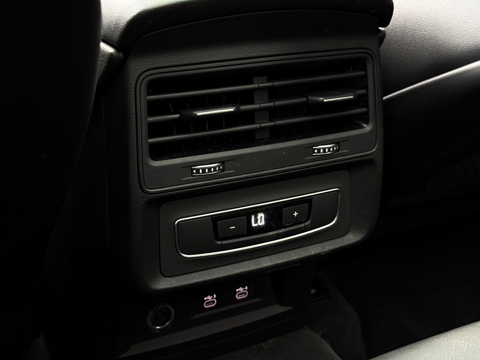 Used 2021 Audi Q7 3.0T Premium Plus image 26