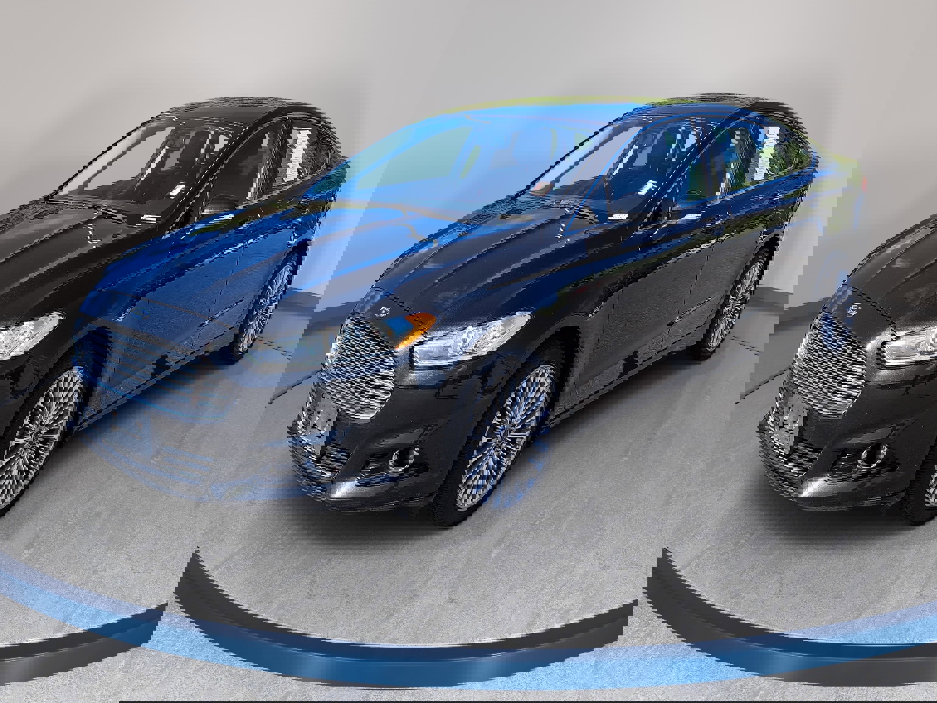 Used 2013 Ford Fusion Titanium FWD image 1