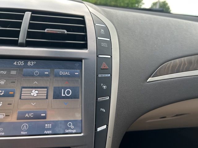 Used 2019 Lincoln MKZ Reserve FWD image 28
