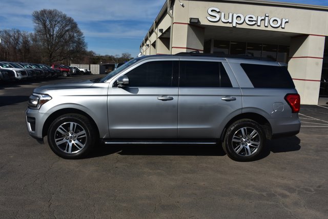 Used 2023 Ford Expedition XLT image 9