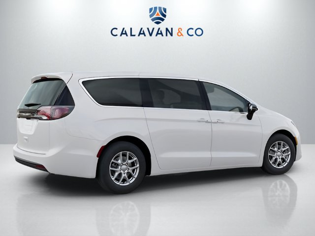 New 2027 Chrysler Pacifica LX FWD image 6