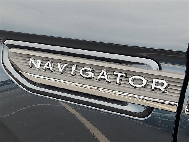 New 2024 Lincoln Navigator L Reserve image 10