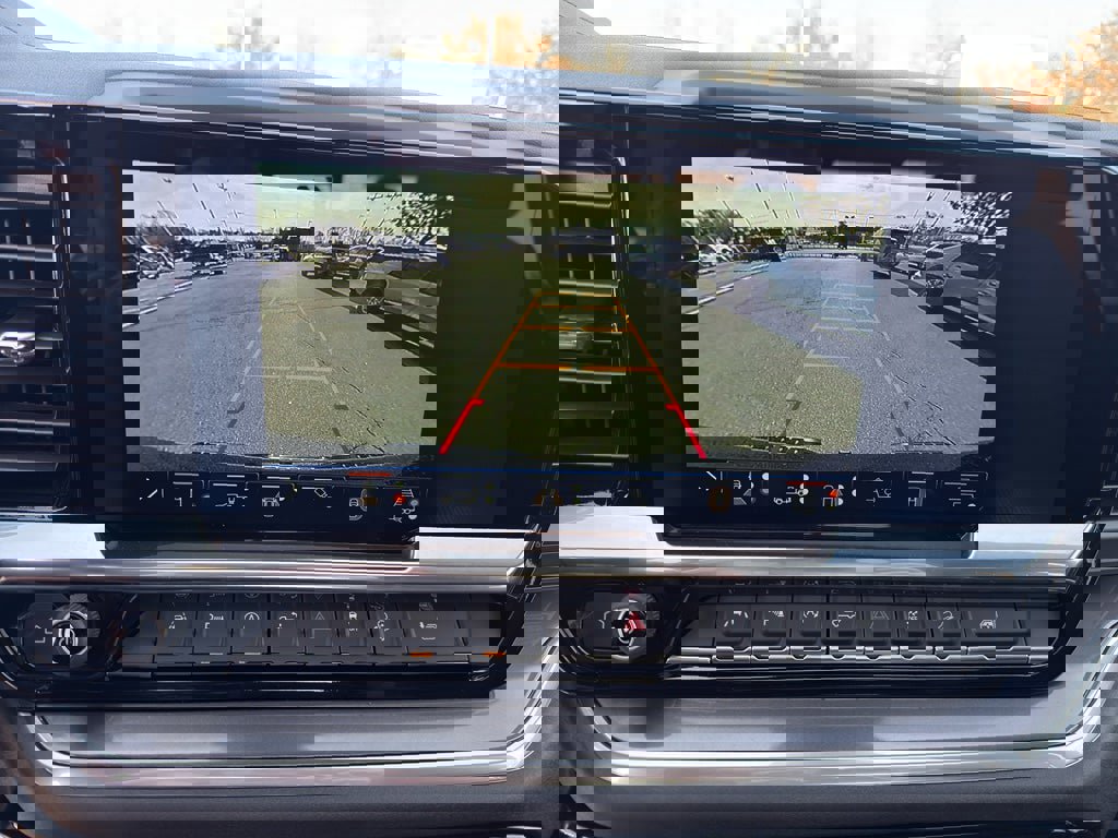 New 2026 Chevrolet Silverado 1500 High Country w/ Technology Package image 23