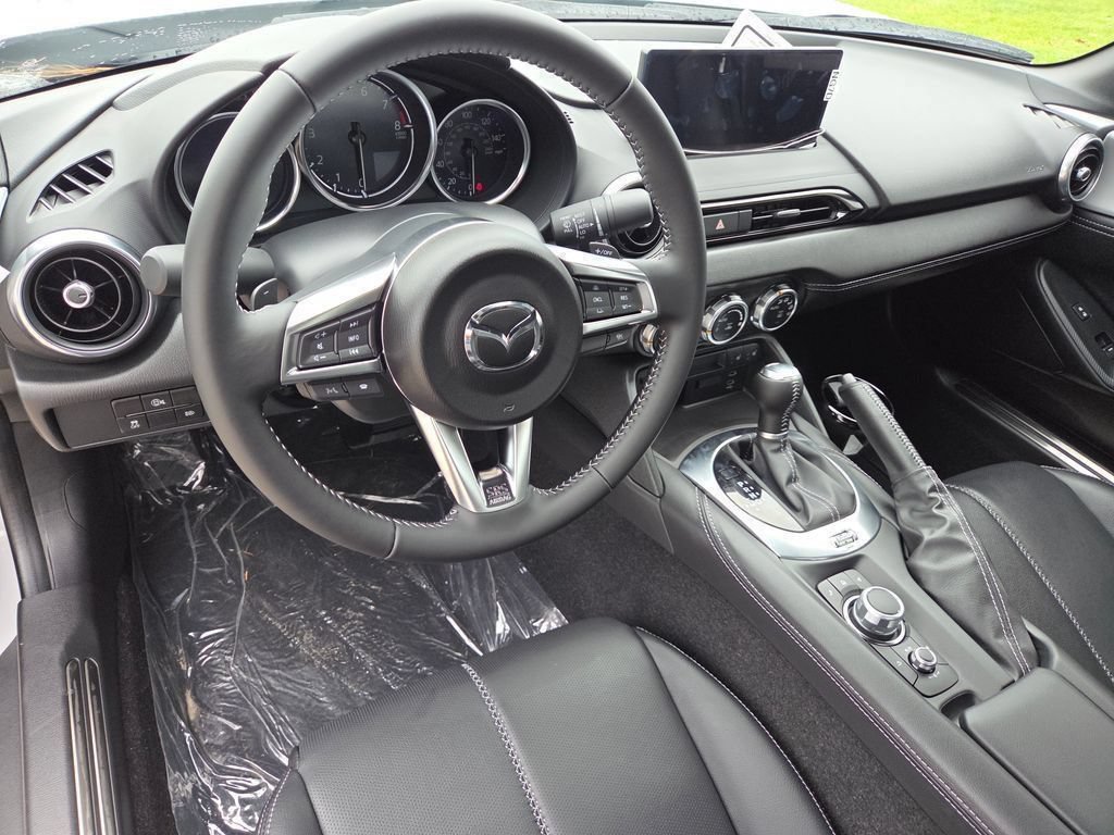 New 2026 MAZDA MX-5 Miata RF Grand Touring RWD image 10
