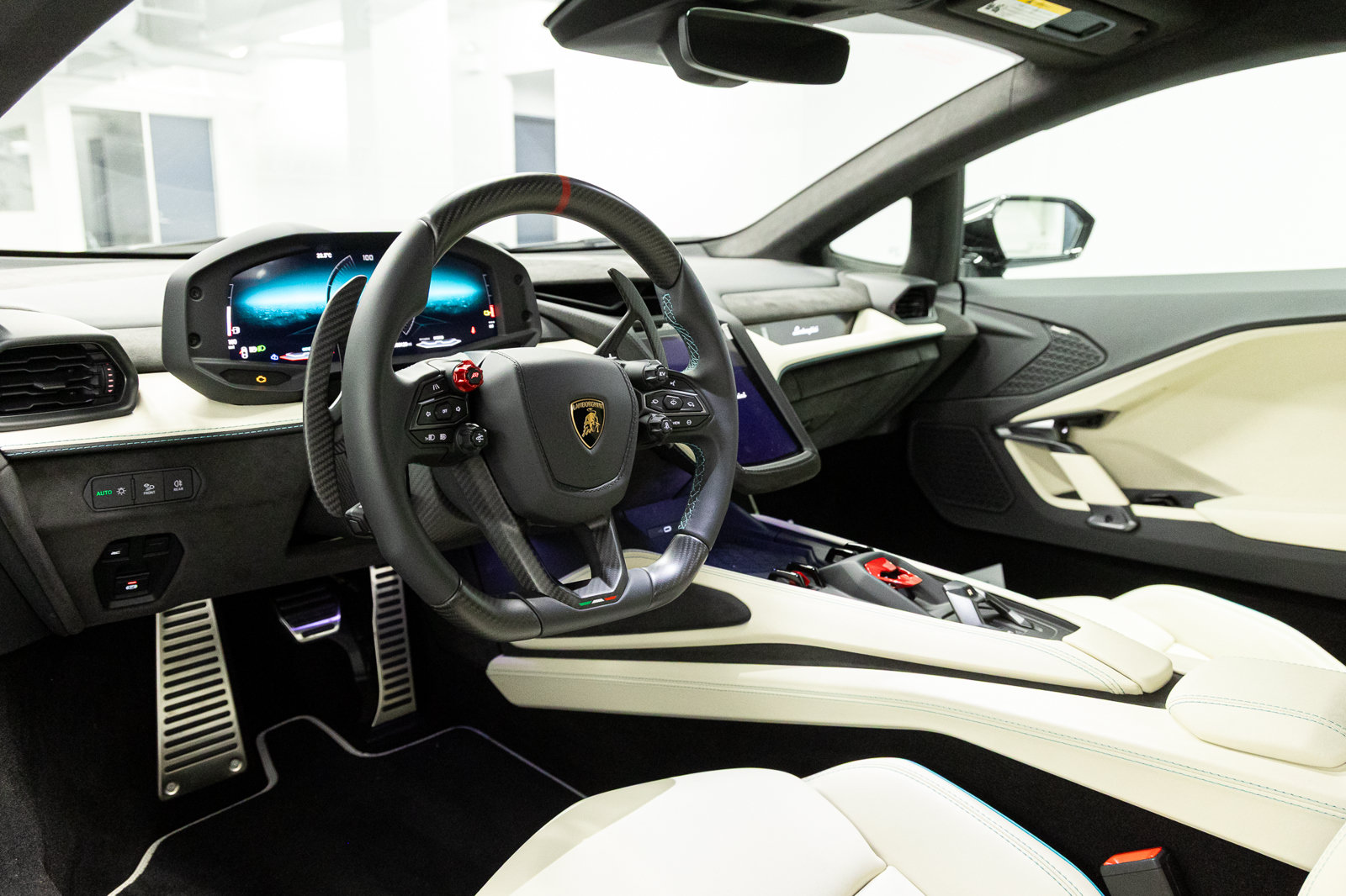 Used 2026 Lamborghini Temerario AWD/4WD image 25