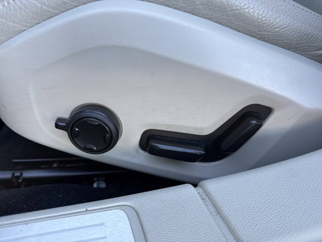 Used 2022 Volvo S60 B5 Inscription w/ Advanced Package image 18