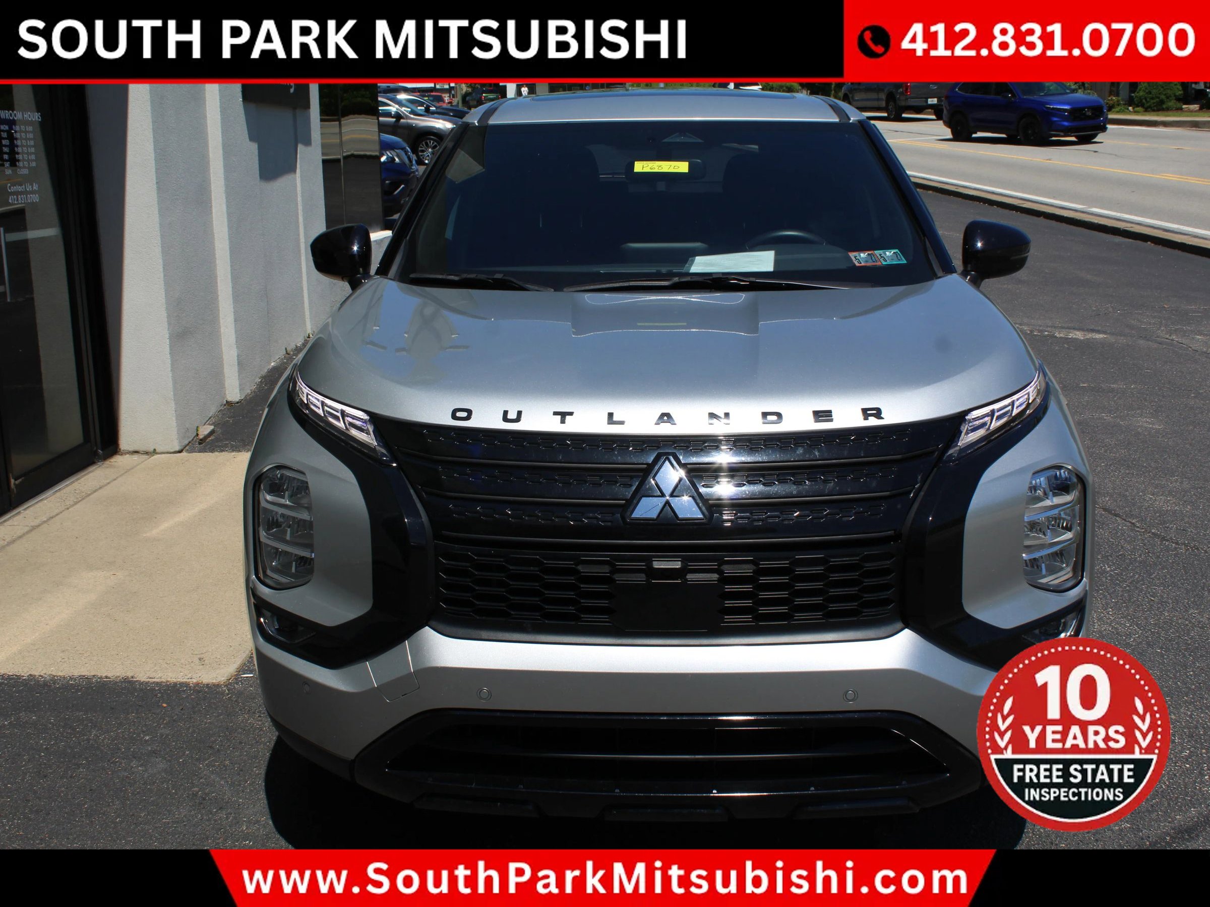 Used 2022 Mitsubishi Outlander SEL Black Edition FWD image 4