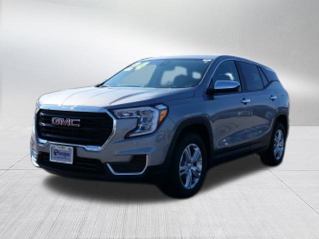 Used 2024 GMC Terrain SLE image 7
