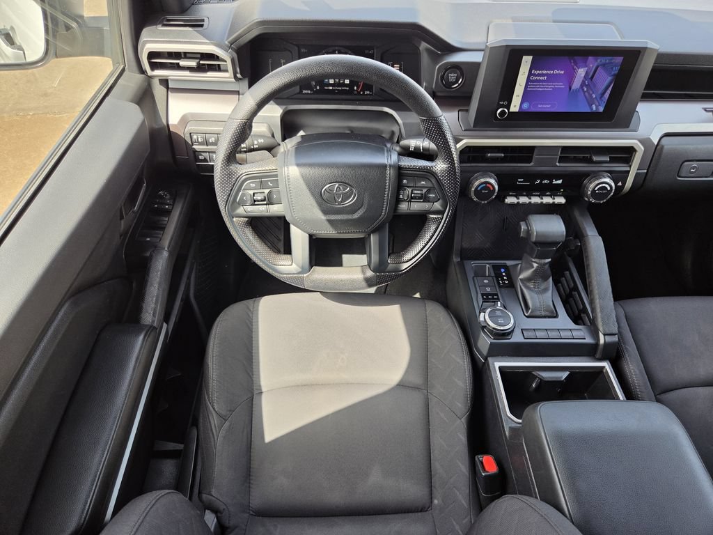 Used 2025 Toyota Tacoma SR5 AWD/4WD image 13