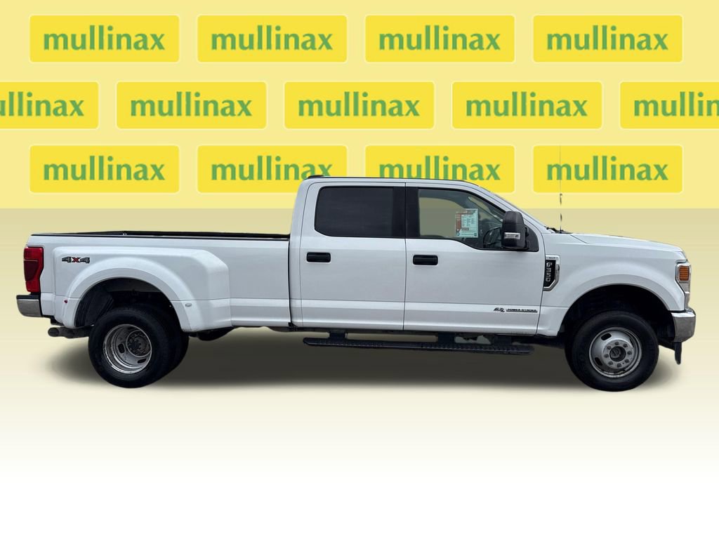 Used 2021 Ford F350 XLT image 2