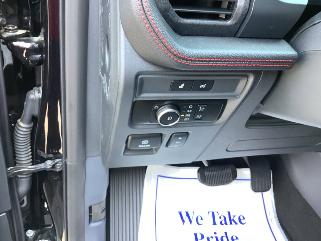 Used 2024 Ford Expedition Limited image 14